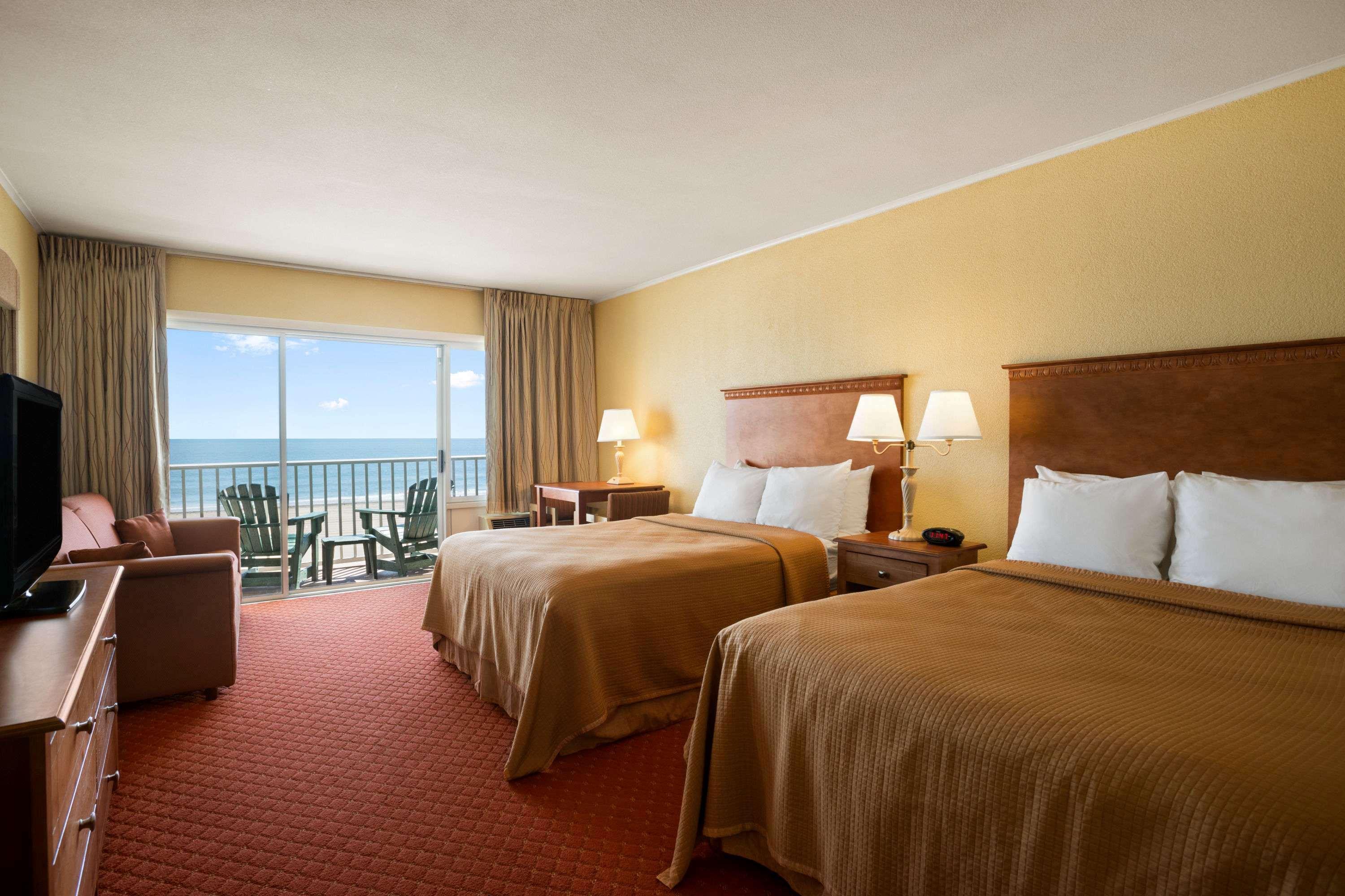 Howard Johnson By Wyndham Ocean City Oceanfront Екстер'єр фото
