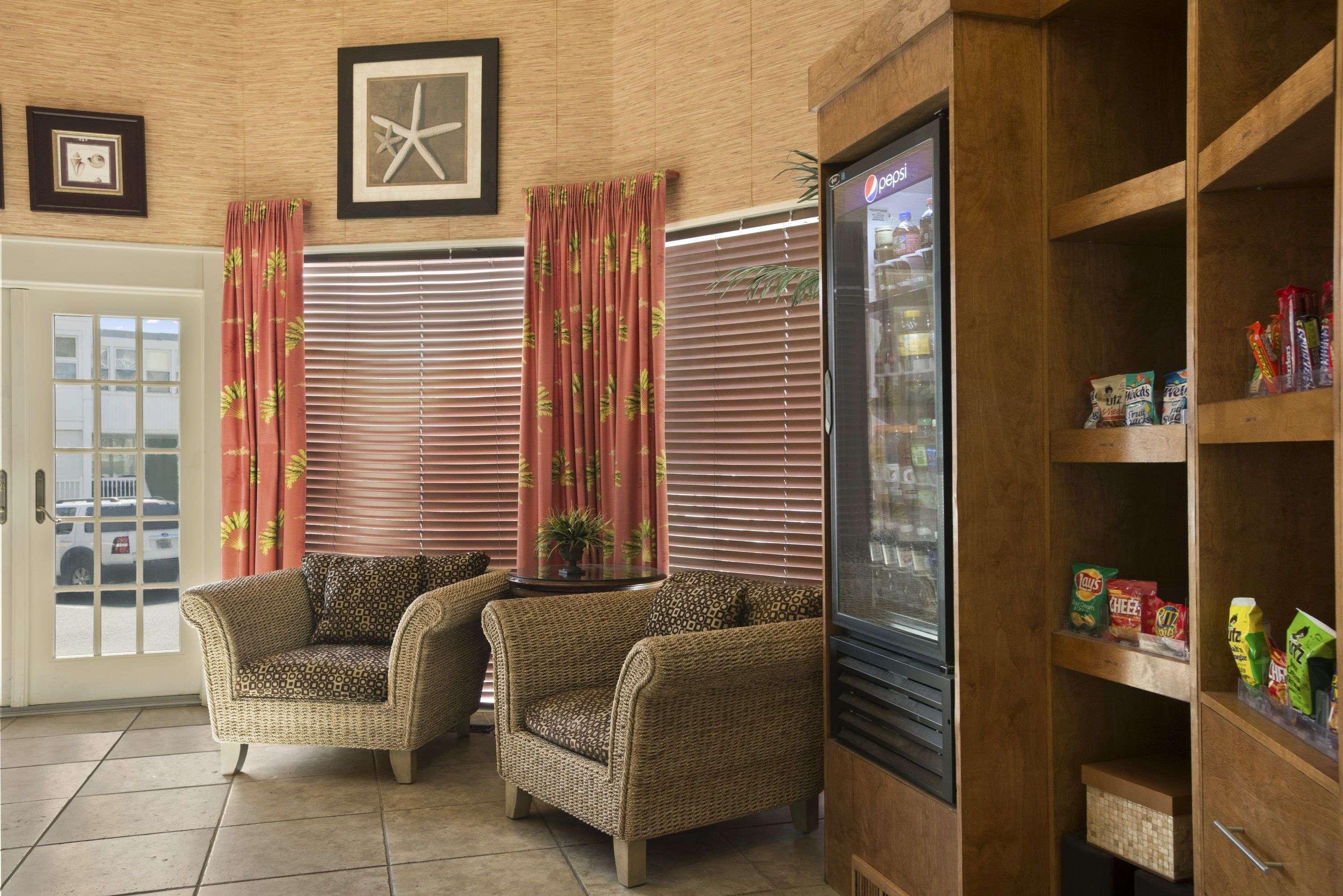 Howard Johnson By Wyndham Ocean City Oceanfront Екстер'єр фото