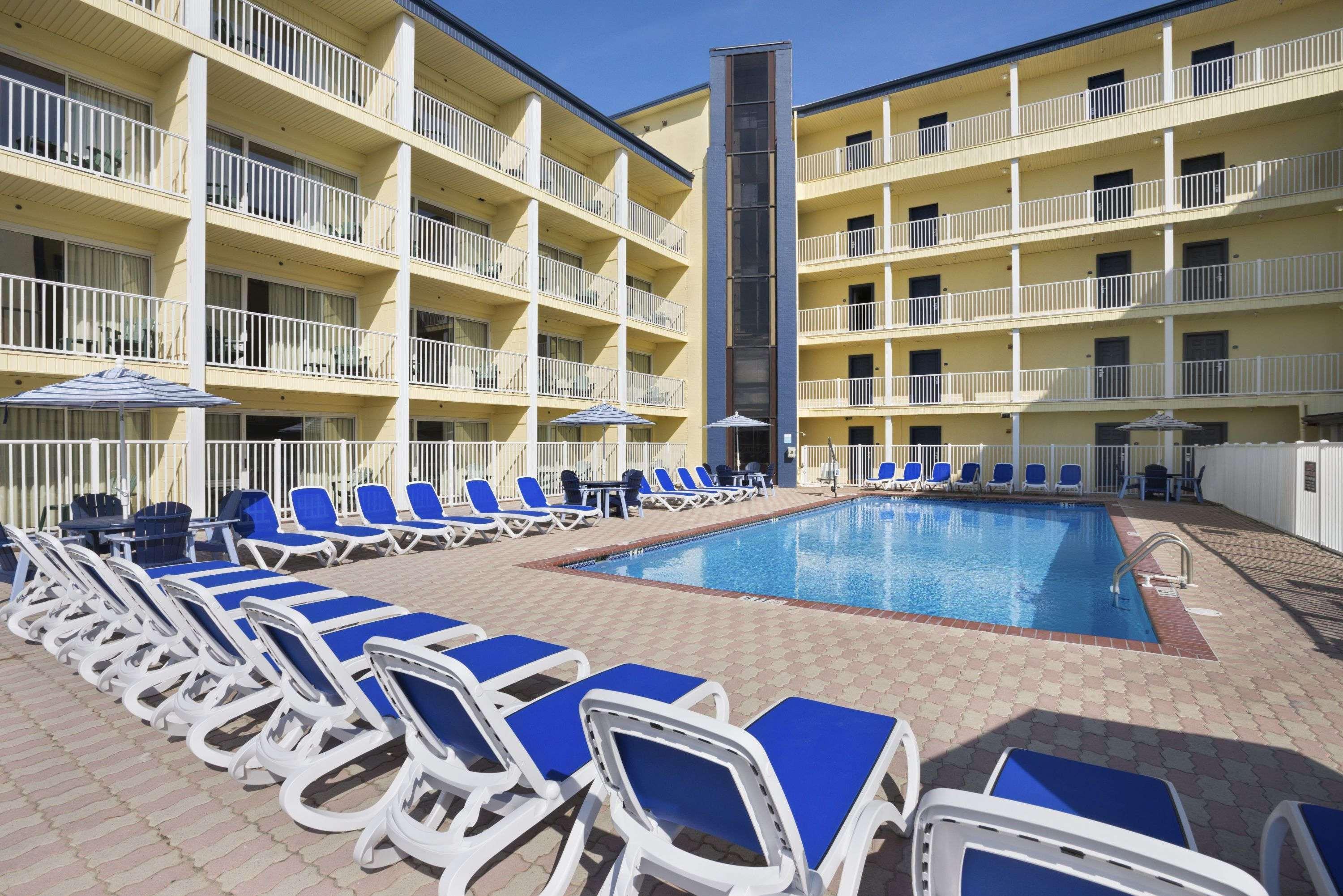 Howard Johnson By Wyndham Ocean City Oceanfront Екстер'єр фото