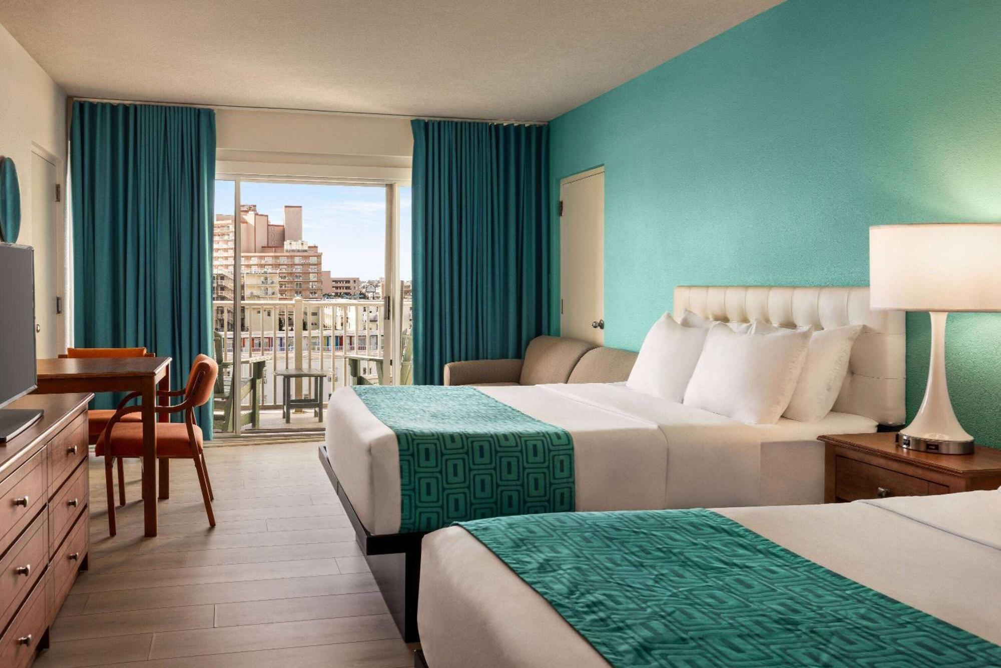 Howard Johnson By Wyndham Ocean City Oceanfront Екстер'єр фото
